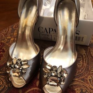 Caparros Veranda open toe pump